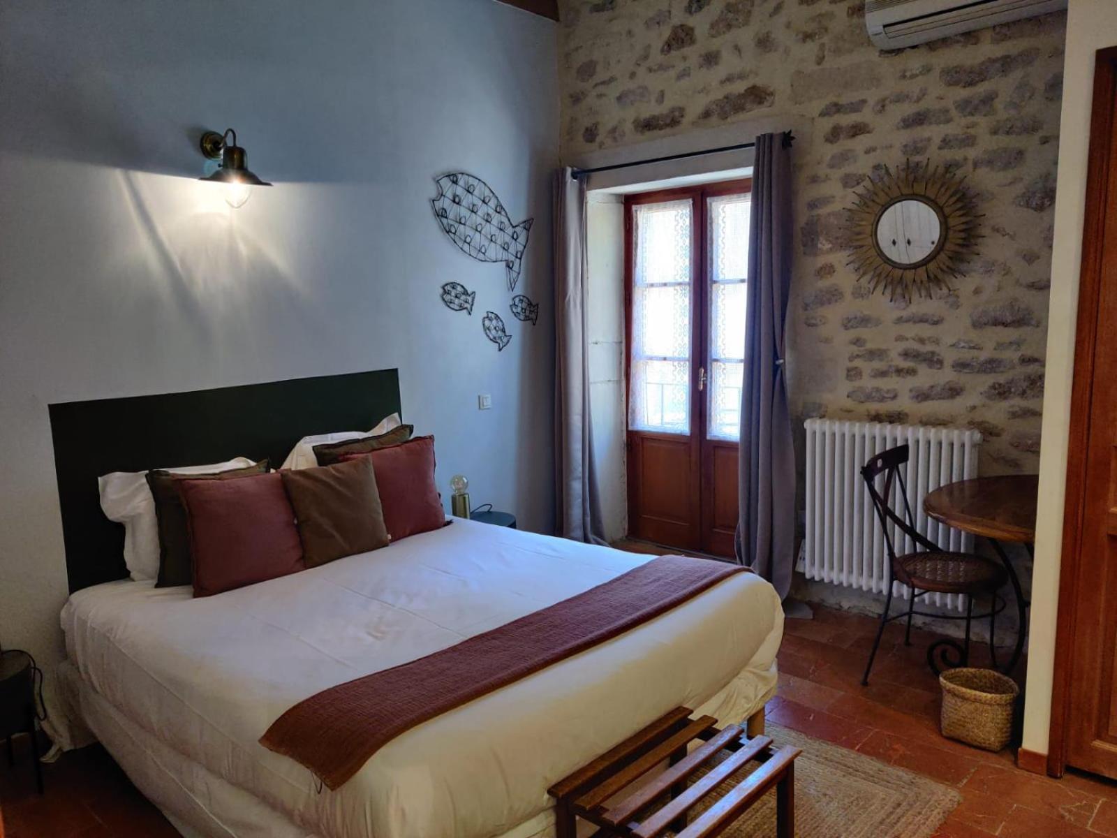 L'Instant Sevigne Hotel Grignan Luaran gambar